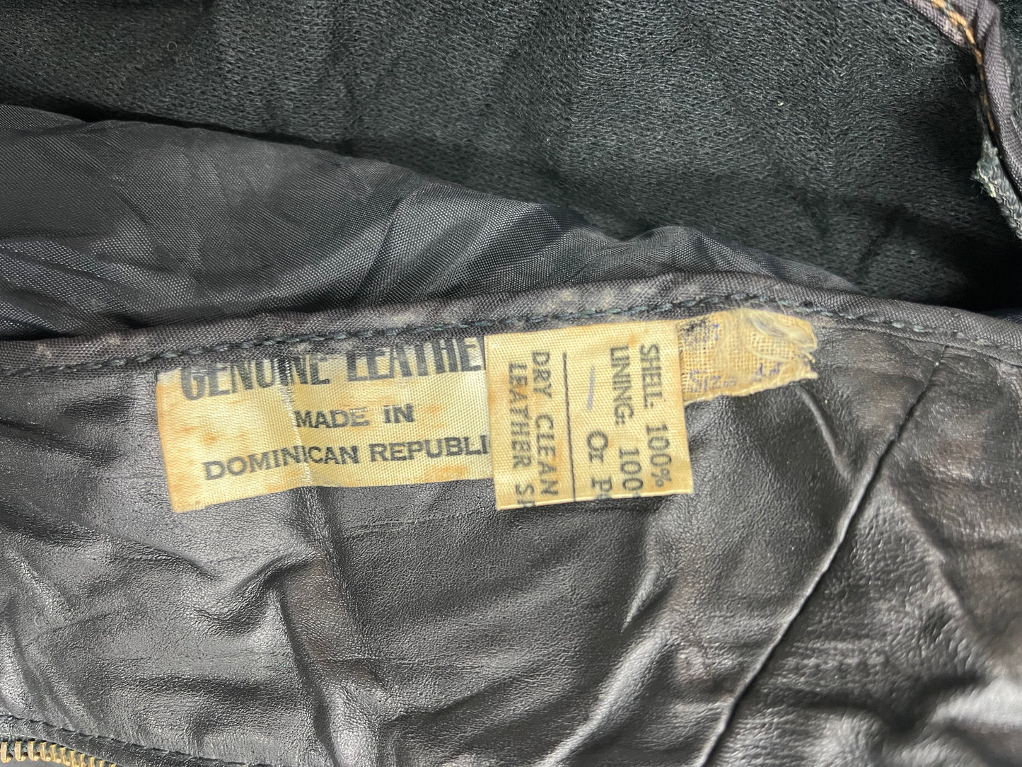 BLACK LEATHER JACKET | SIZE 46