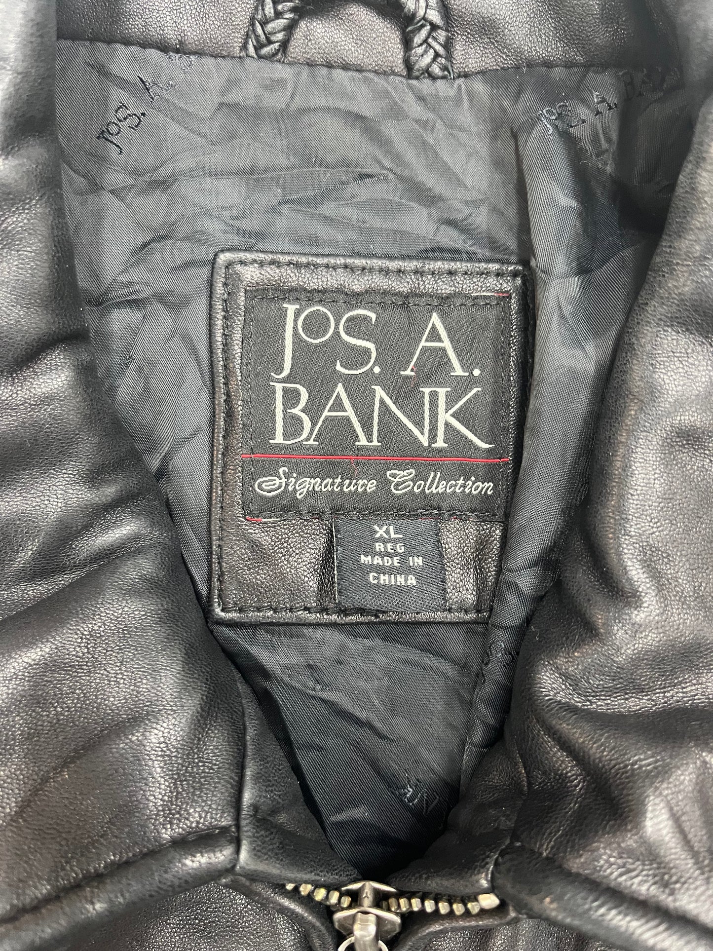 BLACK LEATHER JACKET | SIZE XL